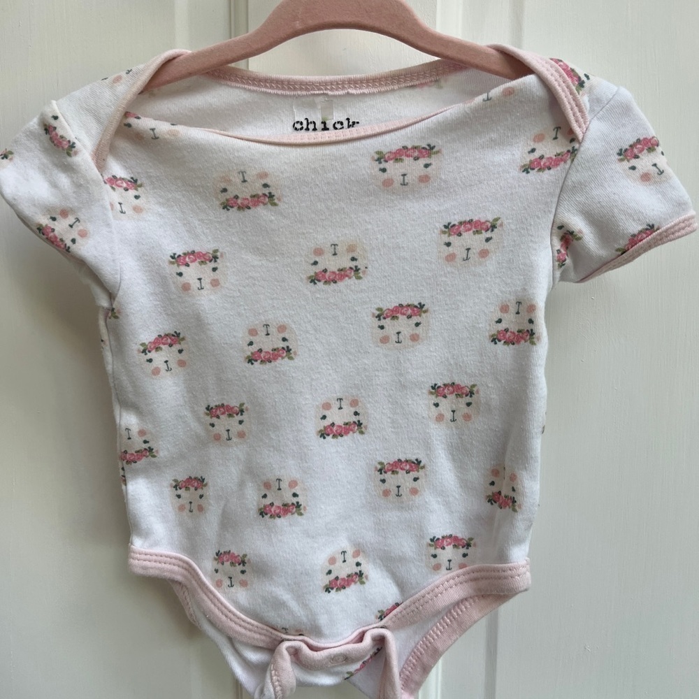 Chick Pea 0-3M White and Pink Lamb Short Sleeve Girls Onesie